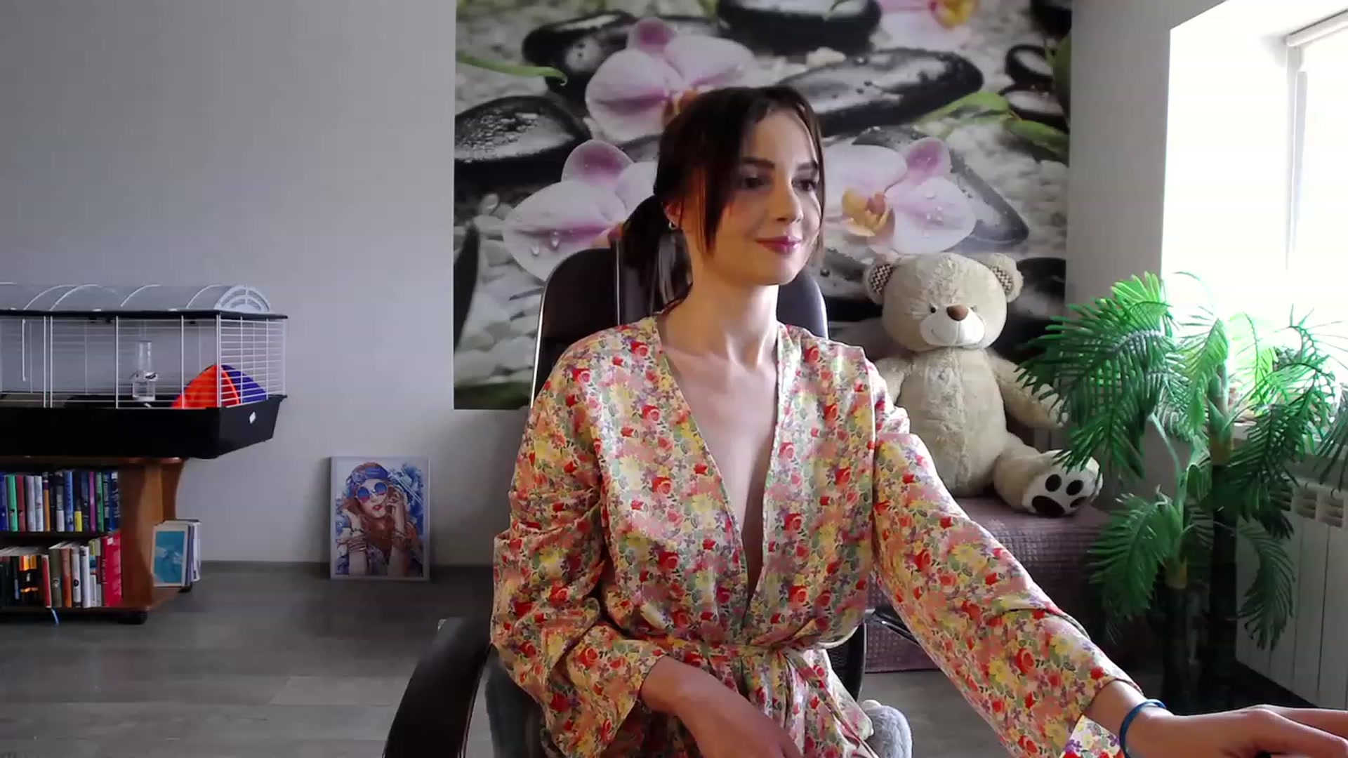 HoneyIAmHome video thumbnail