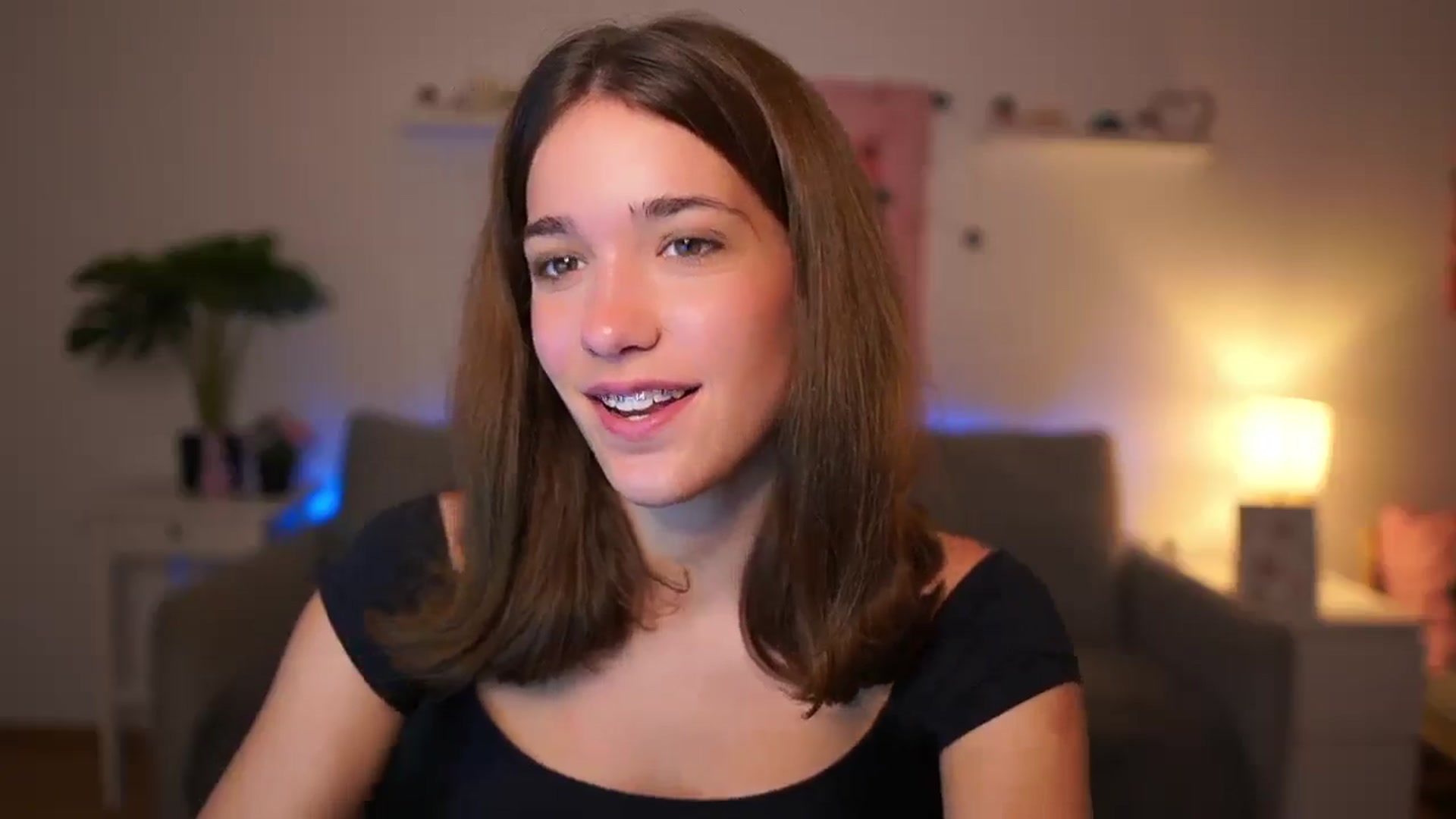 Kissiecat video thumbnail