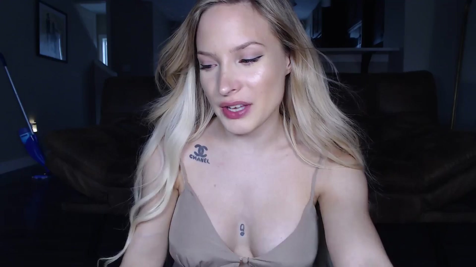 AlexisWildest video thumbnail