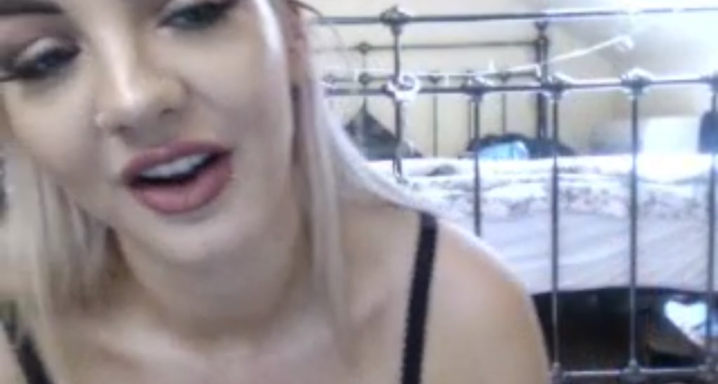 UkDreamGirl video thumbnail