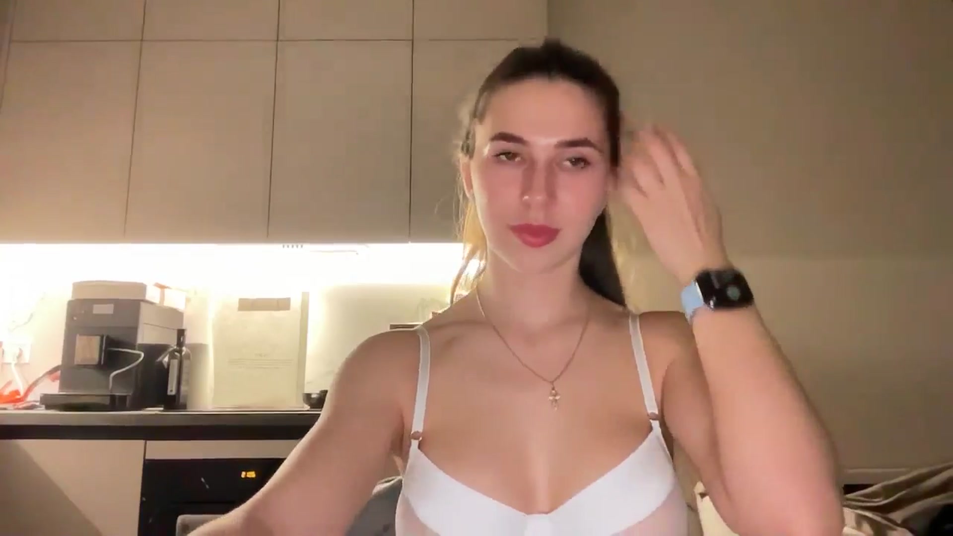 kissfreeze video thumbnail