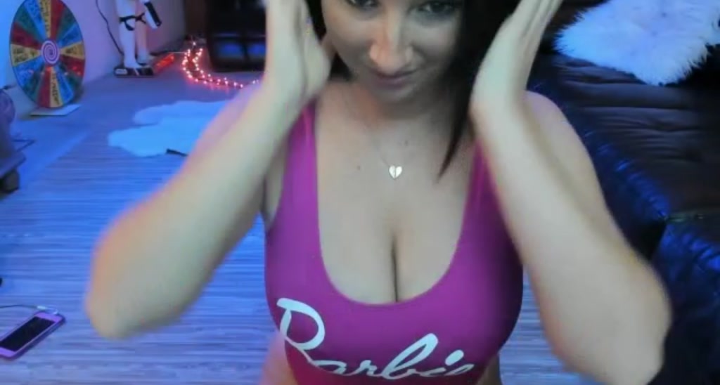 FamousJayde video thumbnail