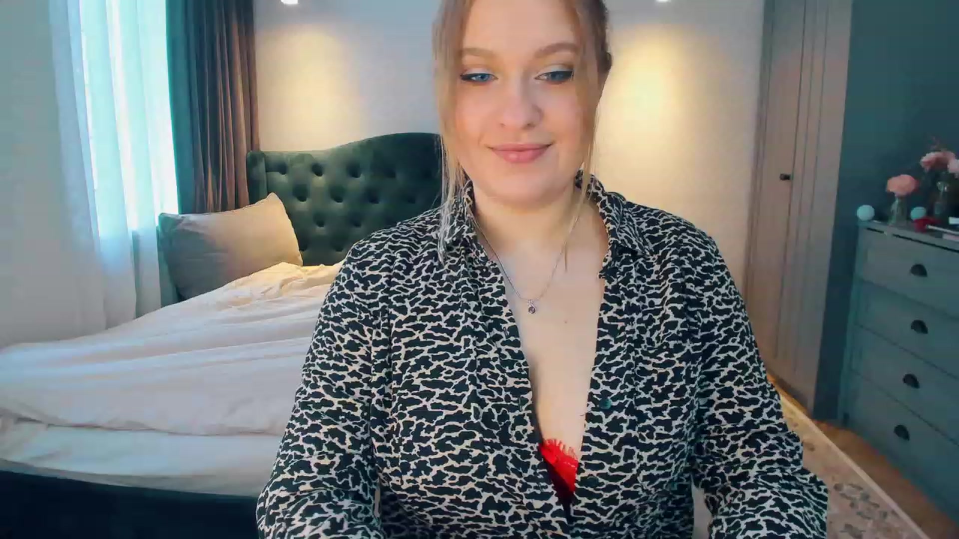 SensualAdict video thumbnail