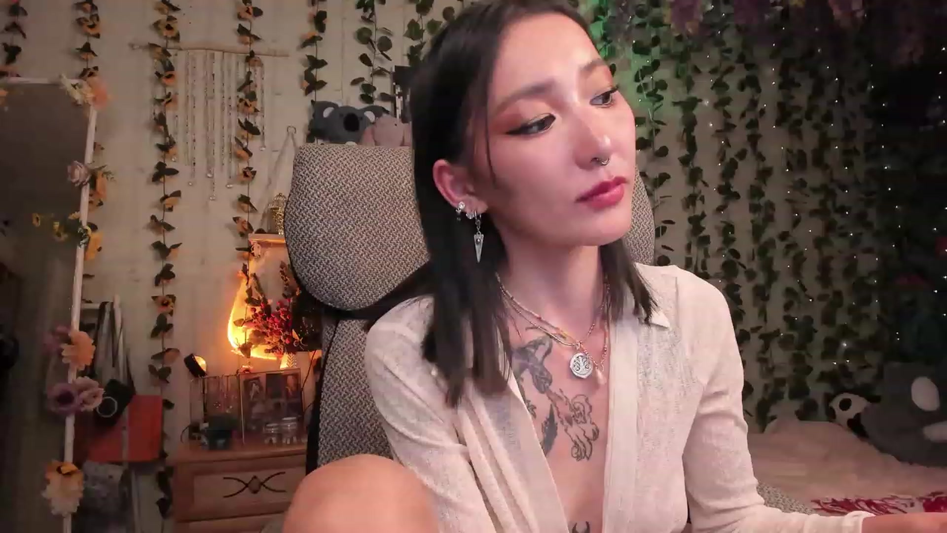 KellyAsian video thumbnail