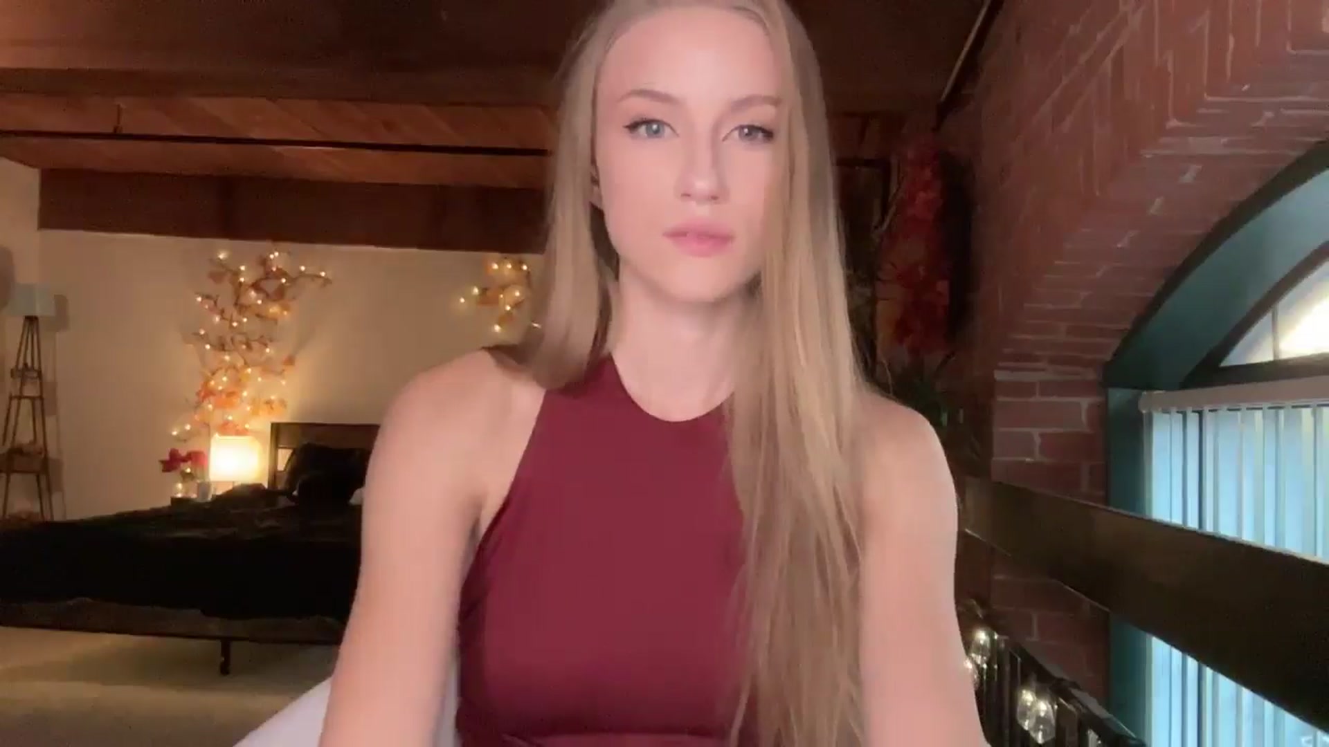Luna_Moore1 video thumbnail