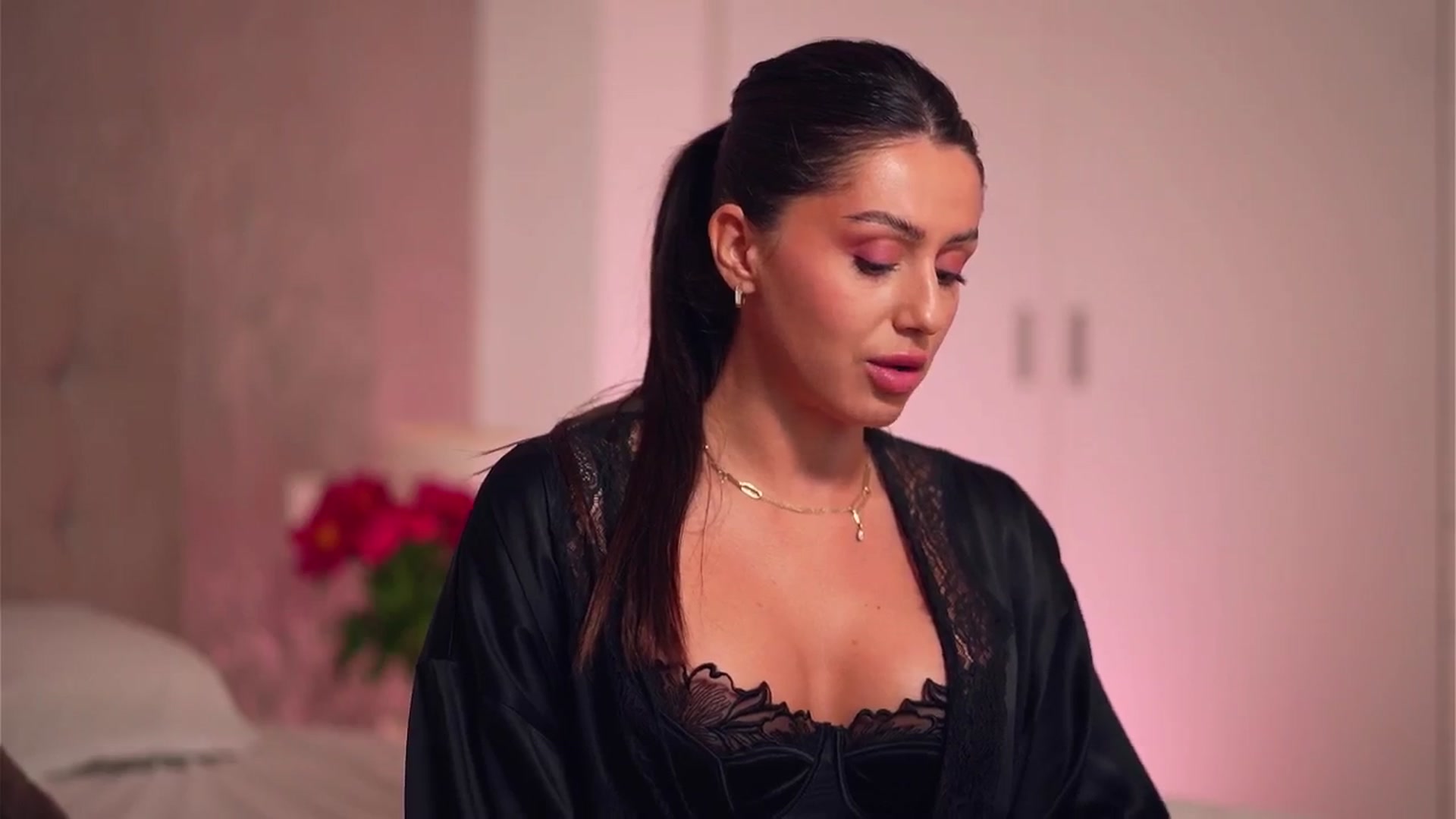 VelvettAngel video thumbnail