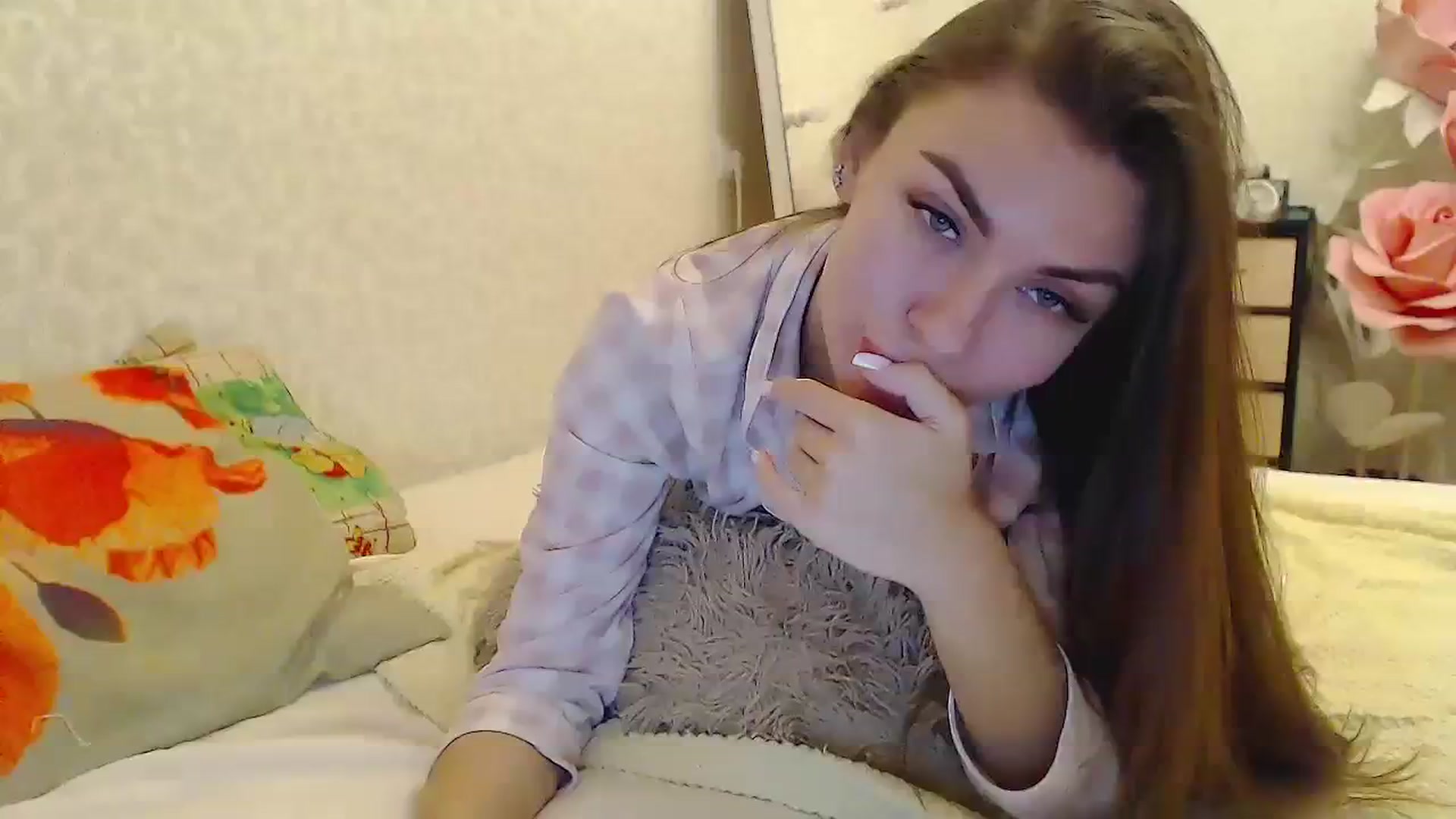 EliseFoxx video thumbnail
