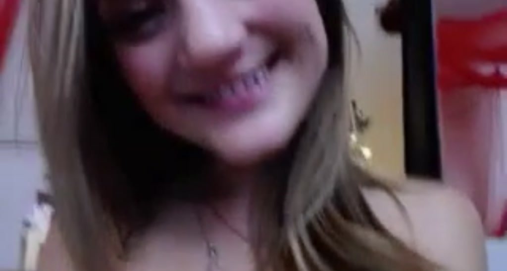 GoldieFawn video thumbnail