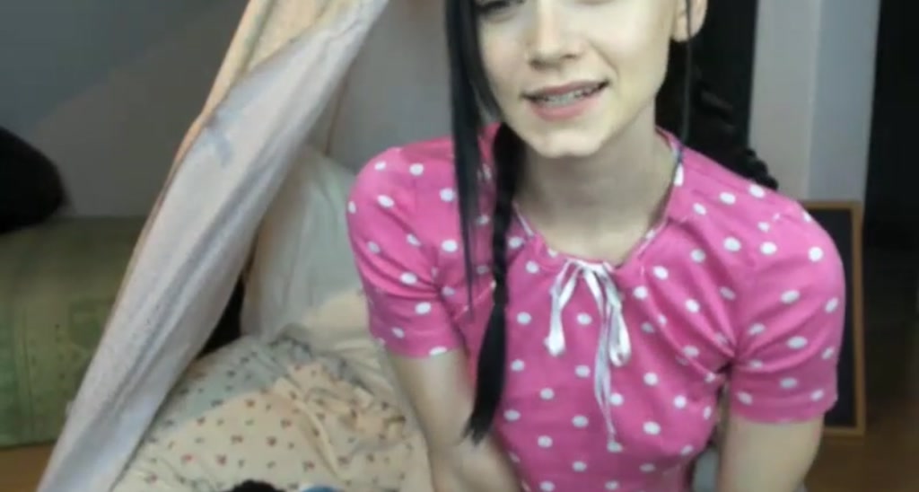 MiaMunro video thumbnail