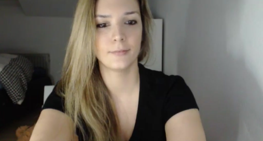 Alessndra video thumbnail