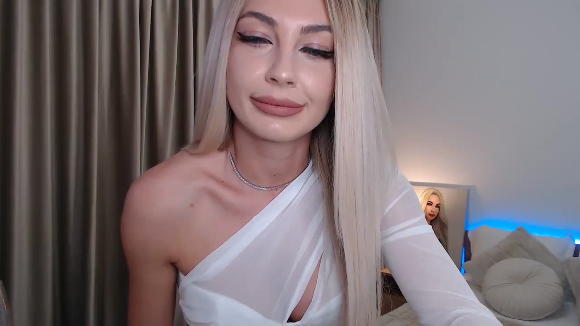 BlondeIsBack video thumbnail