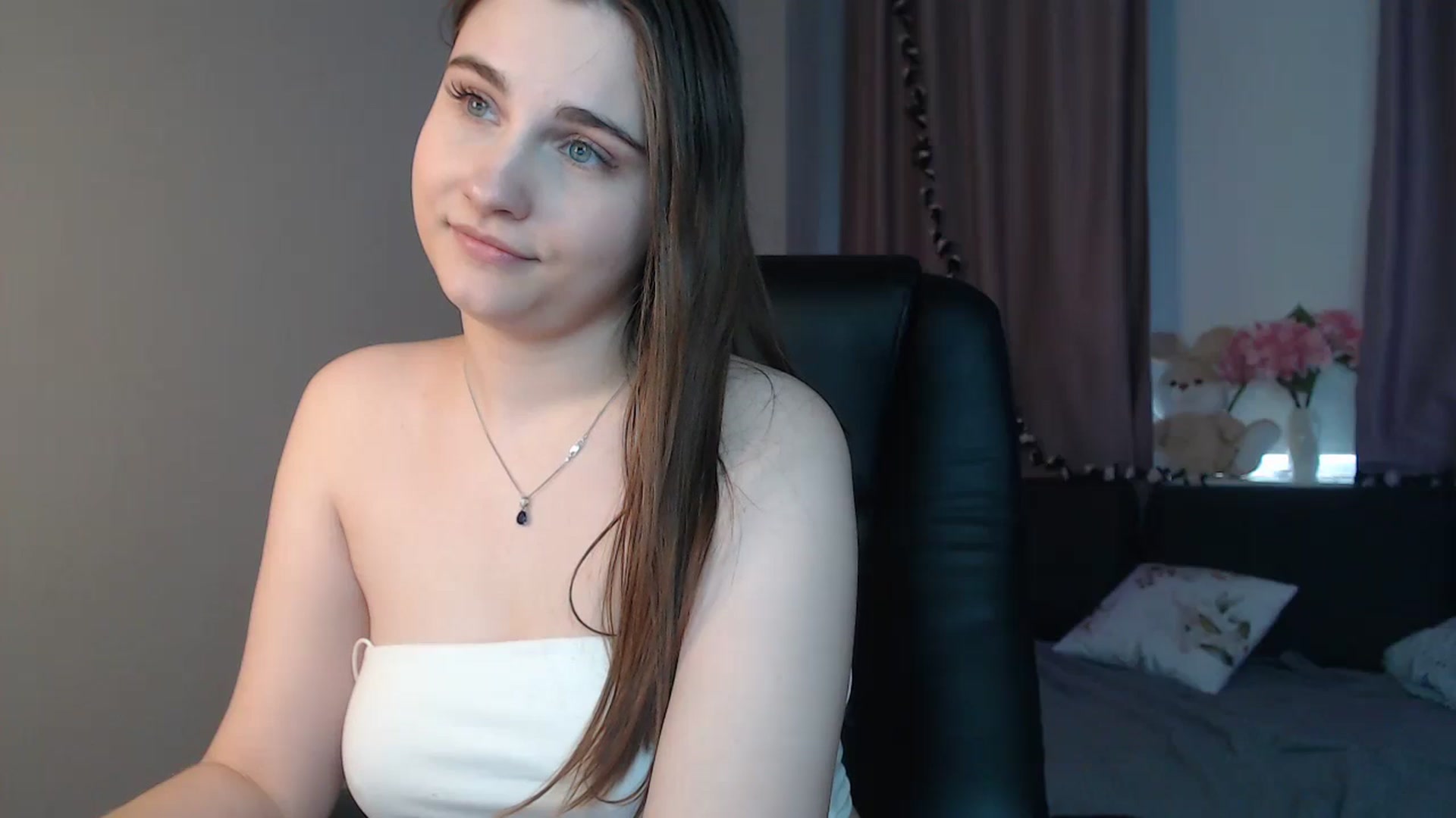 LaneyGrey video thumbnail