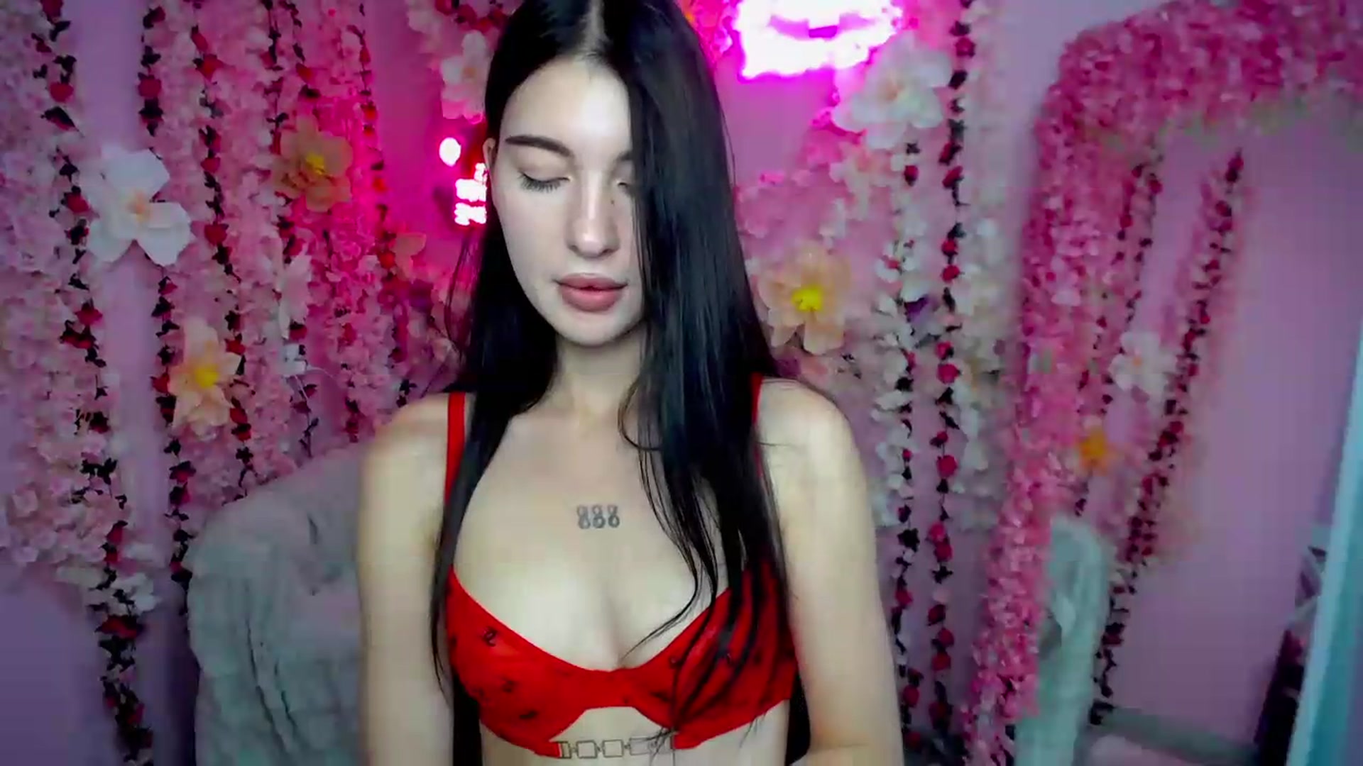 GraceBennet video thumbnail