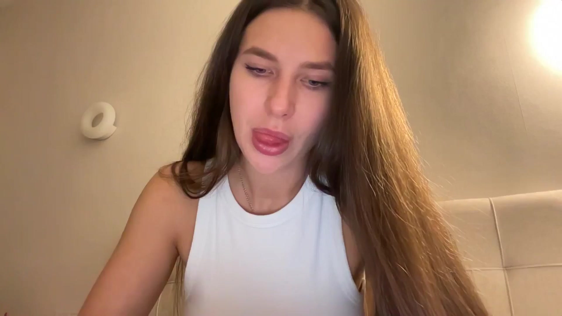 kissfreeze video thumbnail