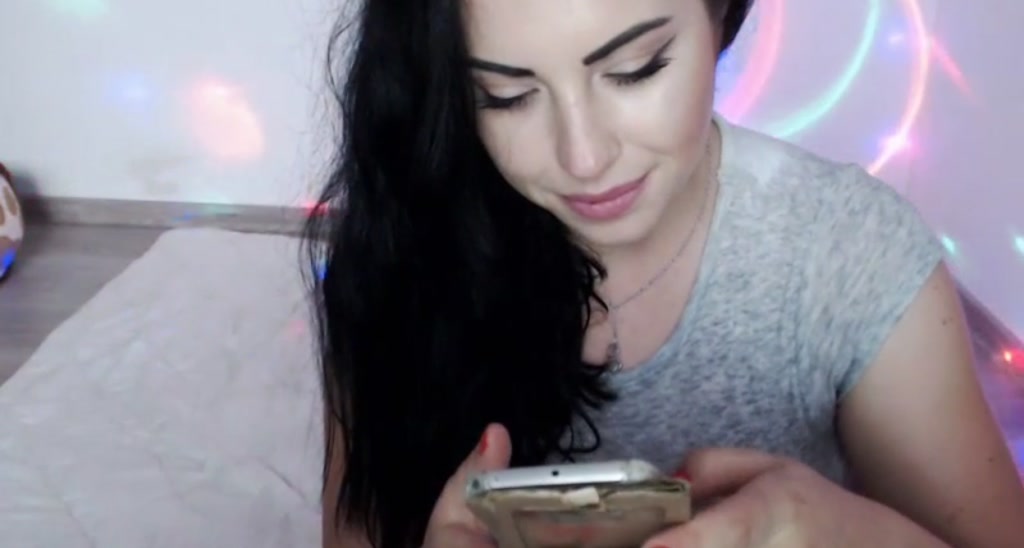 aLeDoll video thumbnail