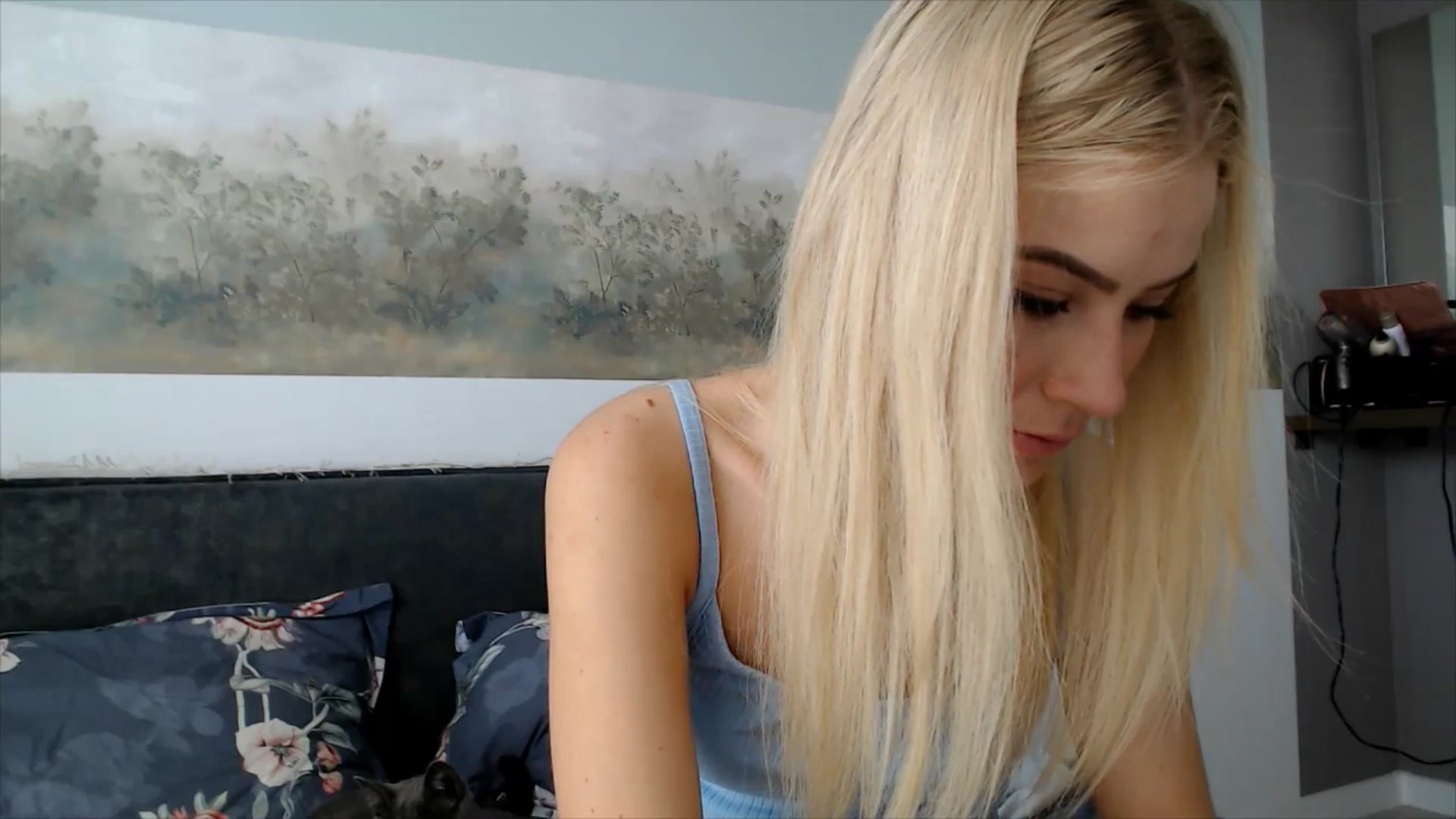 fiancee video thumbnail