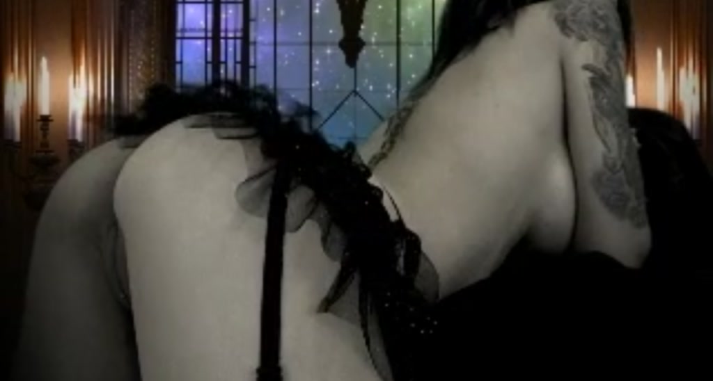 AnnaMolli video thumbnail