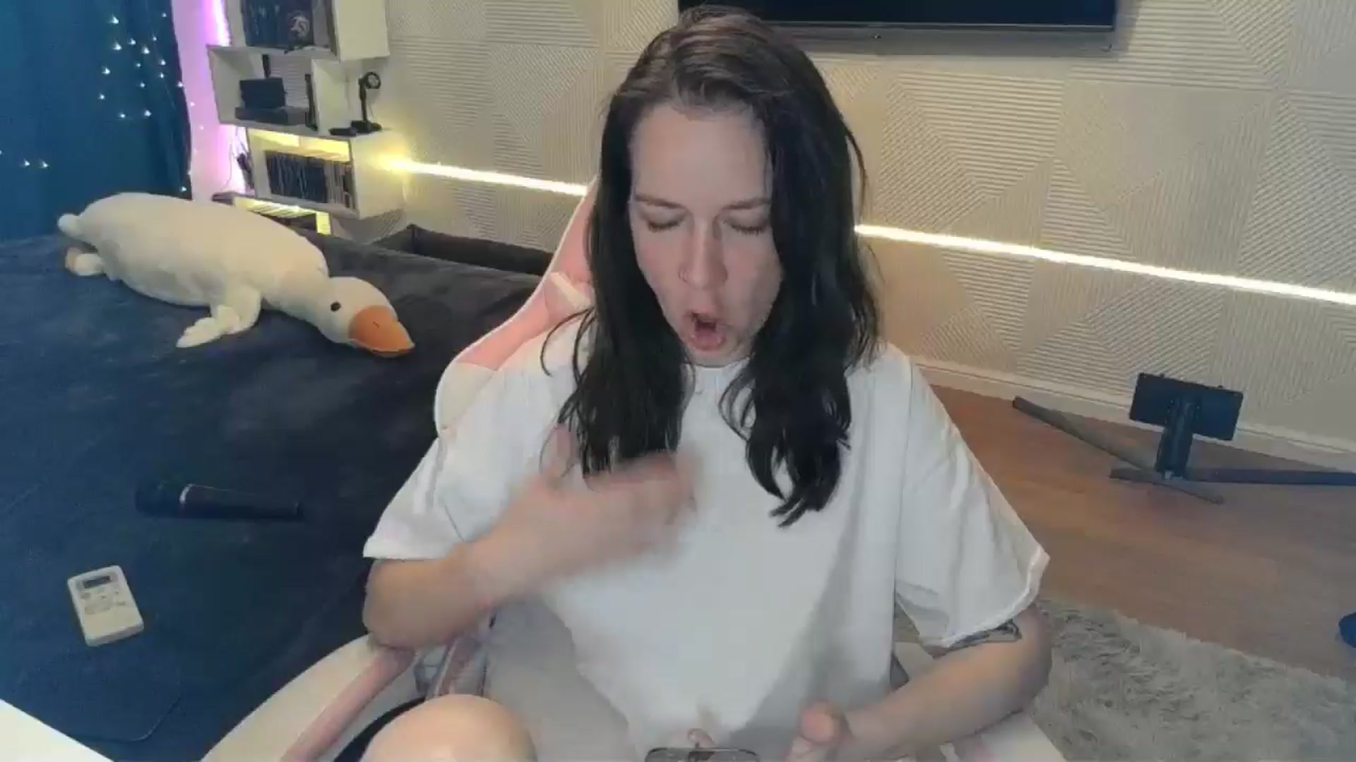 Qi_ra video thumbnail