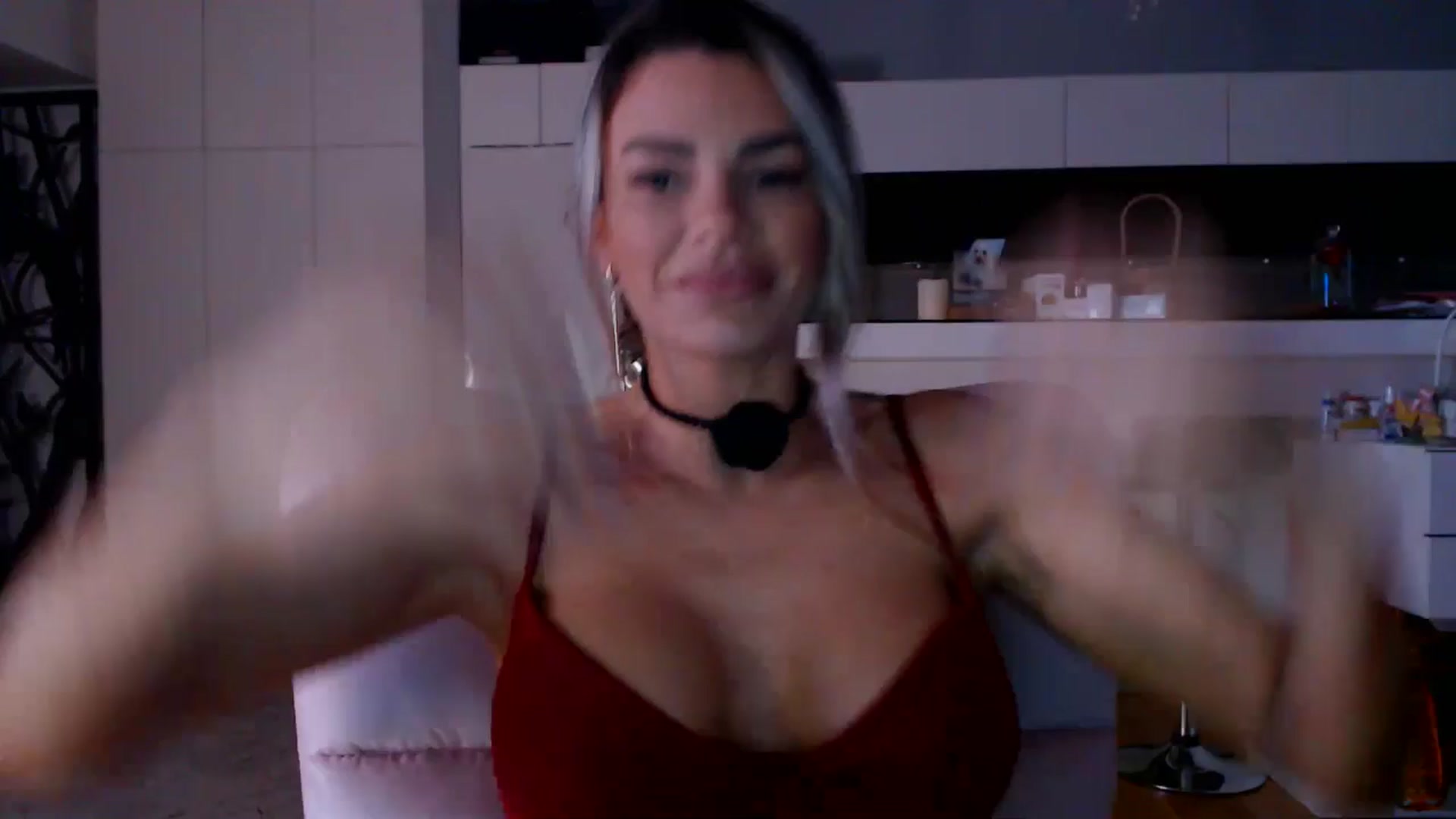 D_y_y video thumbnail