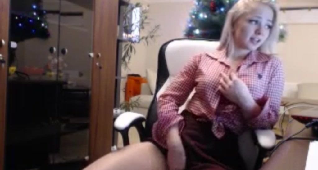 Innocentdoll_ video thumbnail