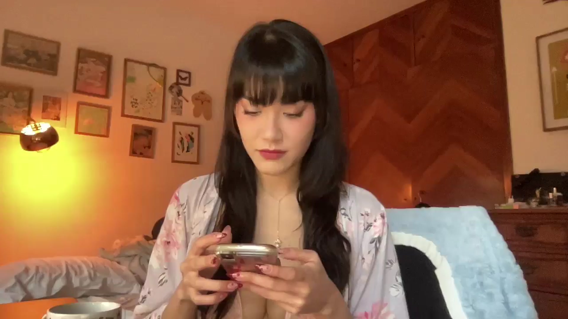 LuluArtist video thumbnail