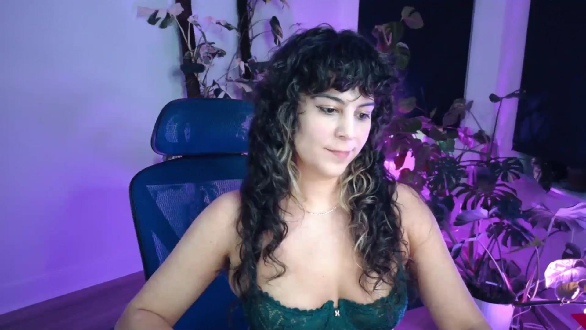 e_laine video thumbnail