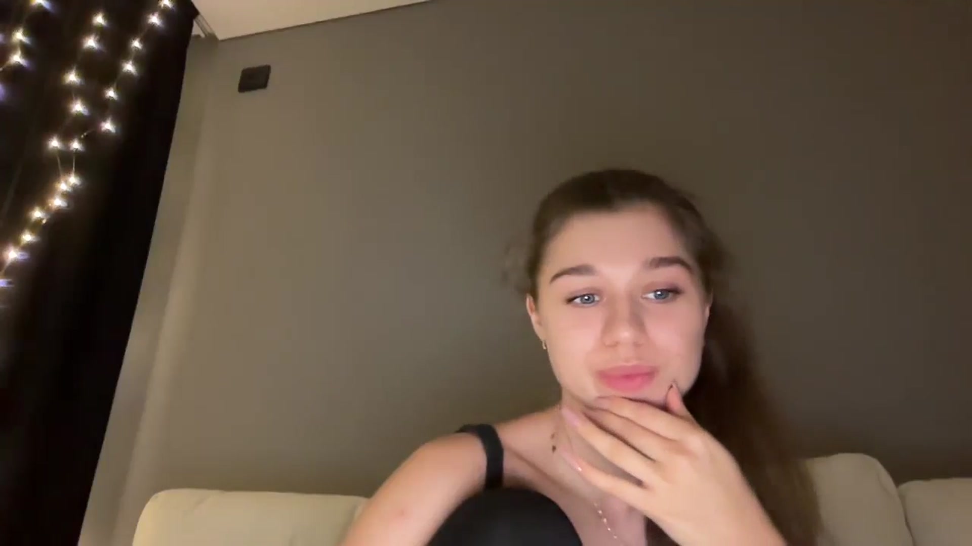 JewelReigns video thumbnail