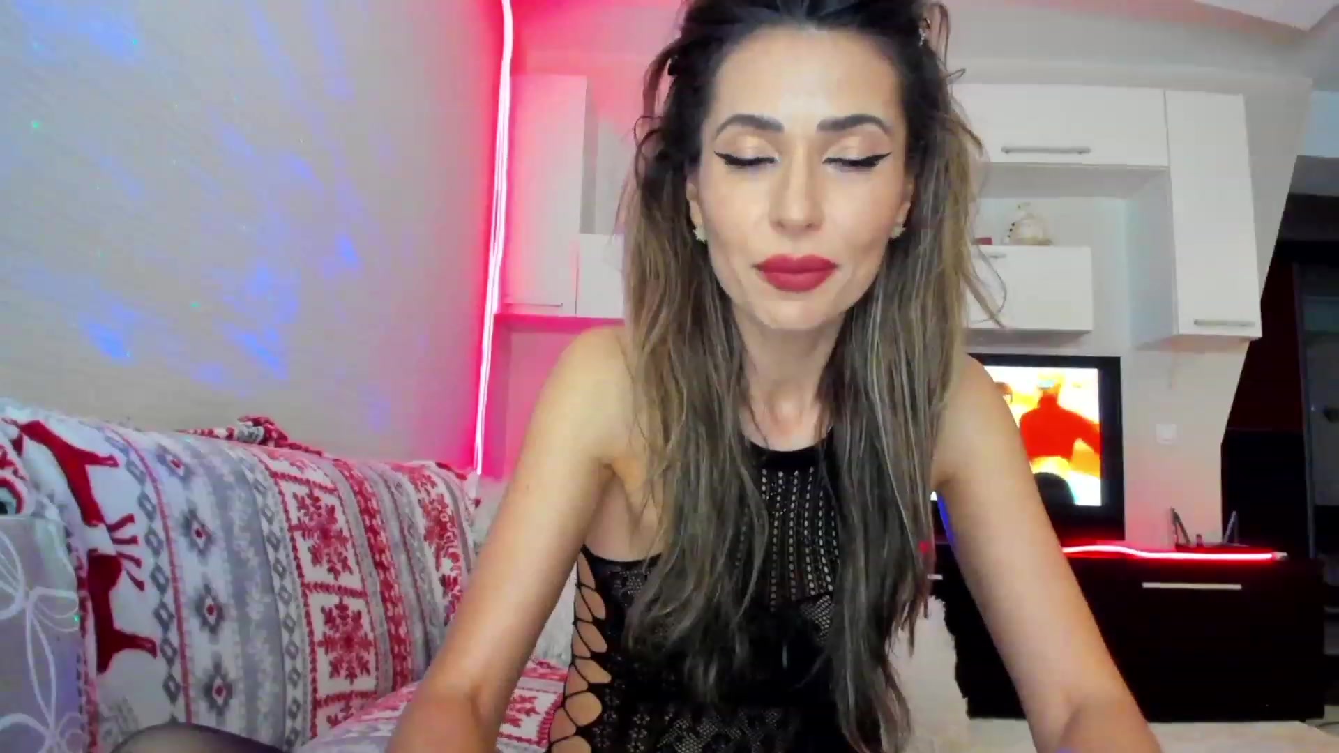 SmileyTinaa video thumbnail