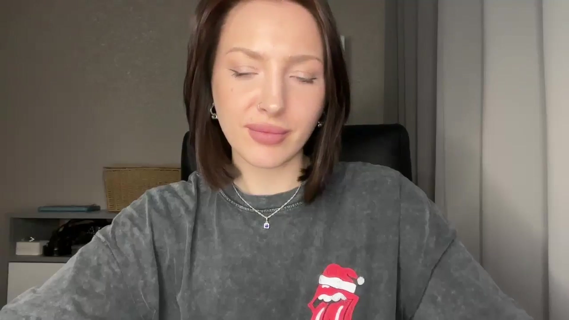 Di_Pearl video thumbnail