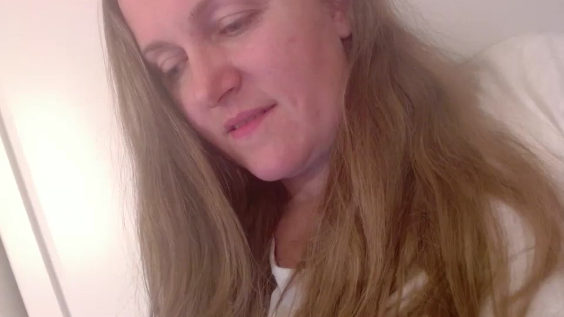 JustLily video thumbnail