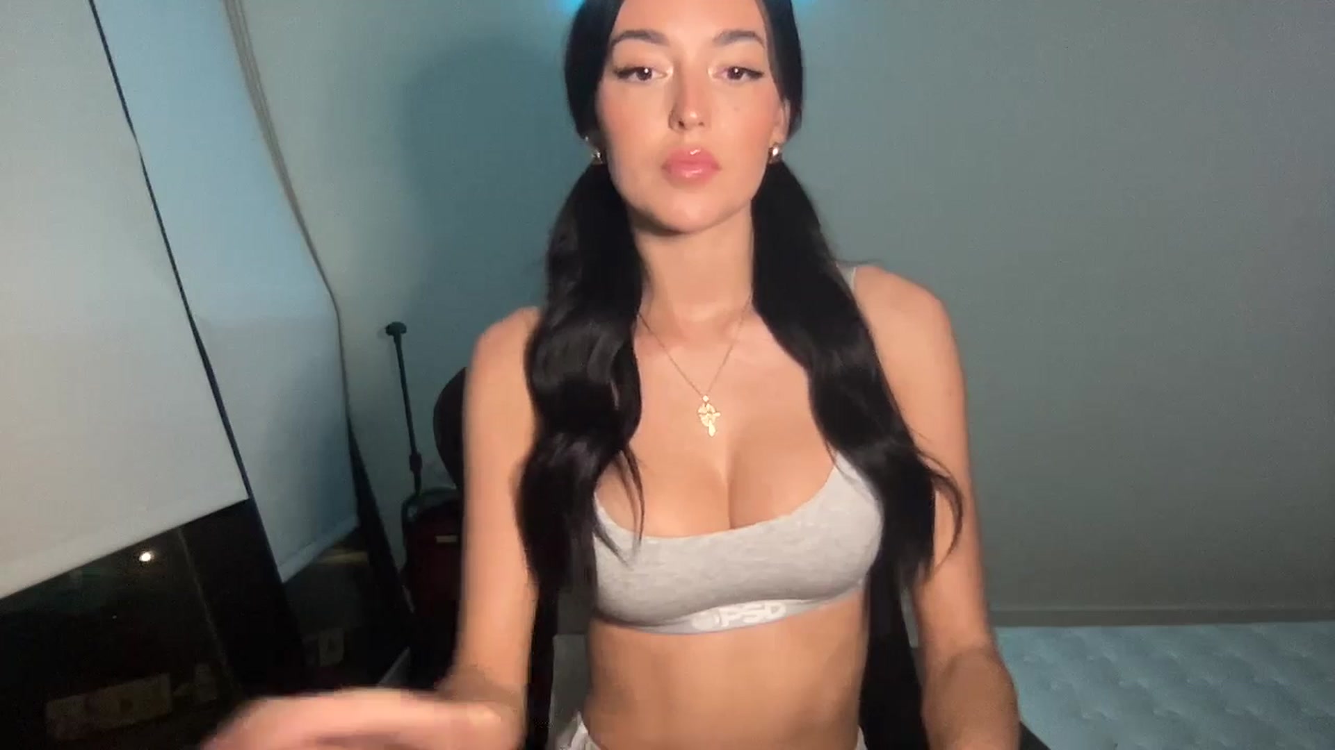 SerenaBecker_ video thumbnail