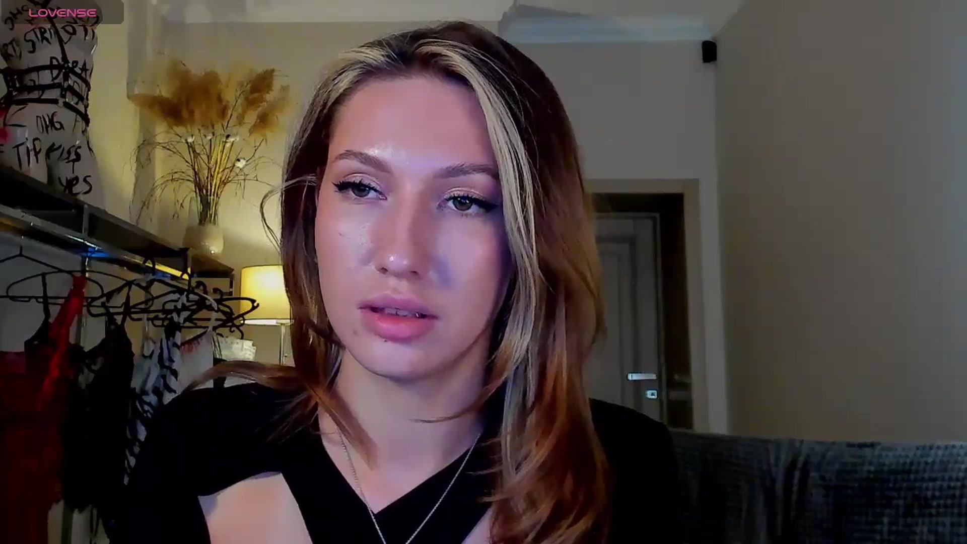 LovelyGin video thumbnail