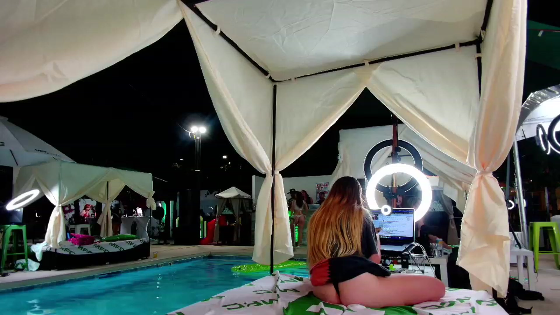 JessWhitmore video thumbnail