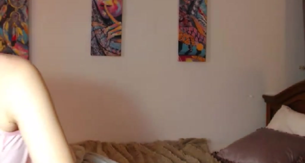 HoneySue video thumbnail