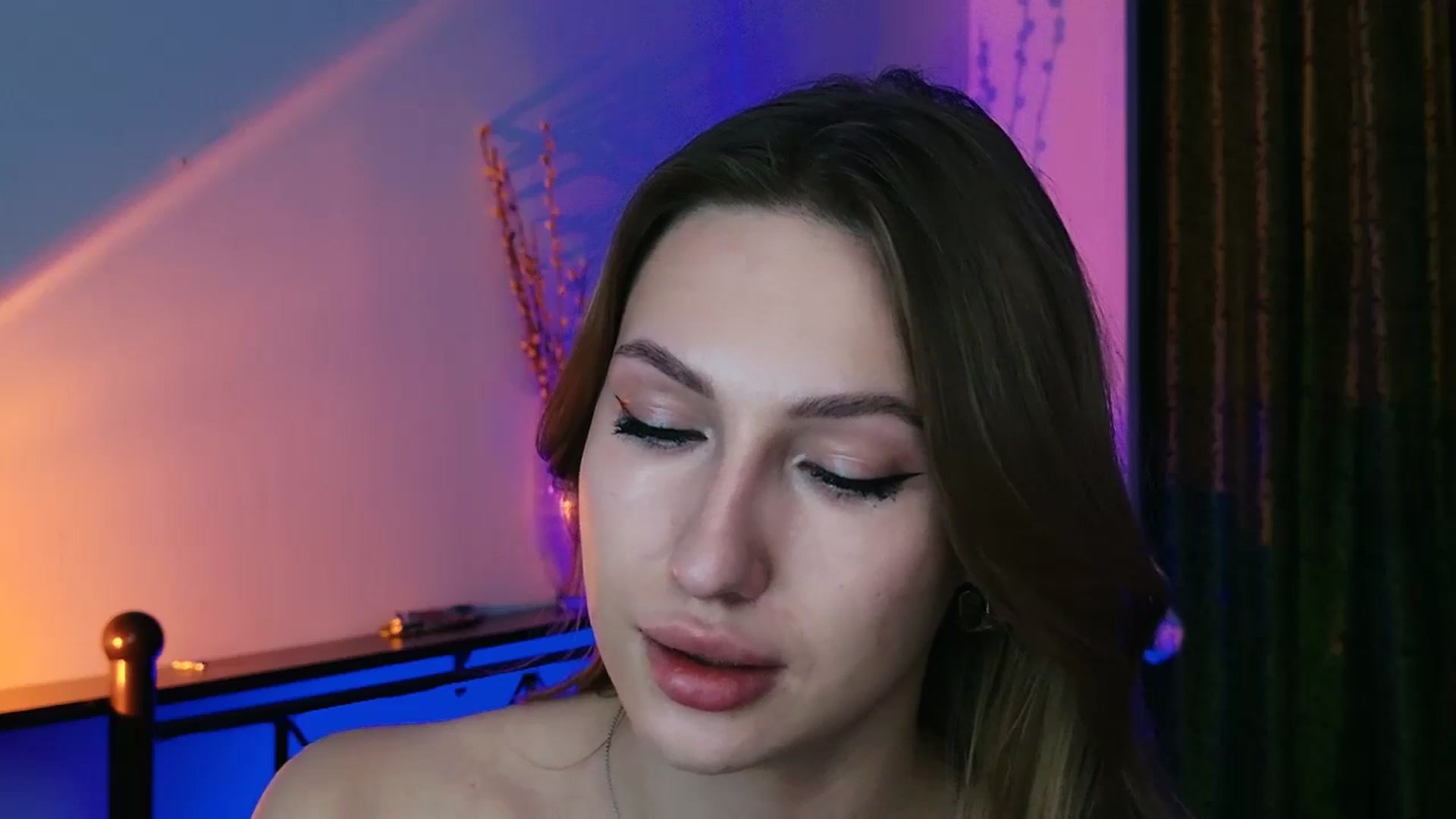 LovelyGin video thumbnail