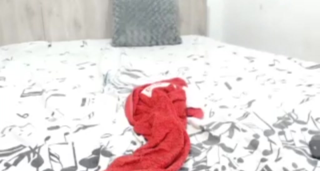 CarolineMel video thumbnail