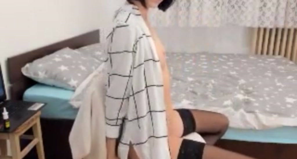 Hannah18x video thumbnail