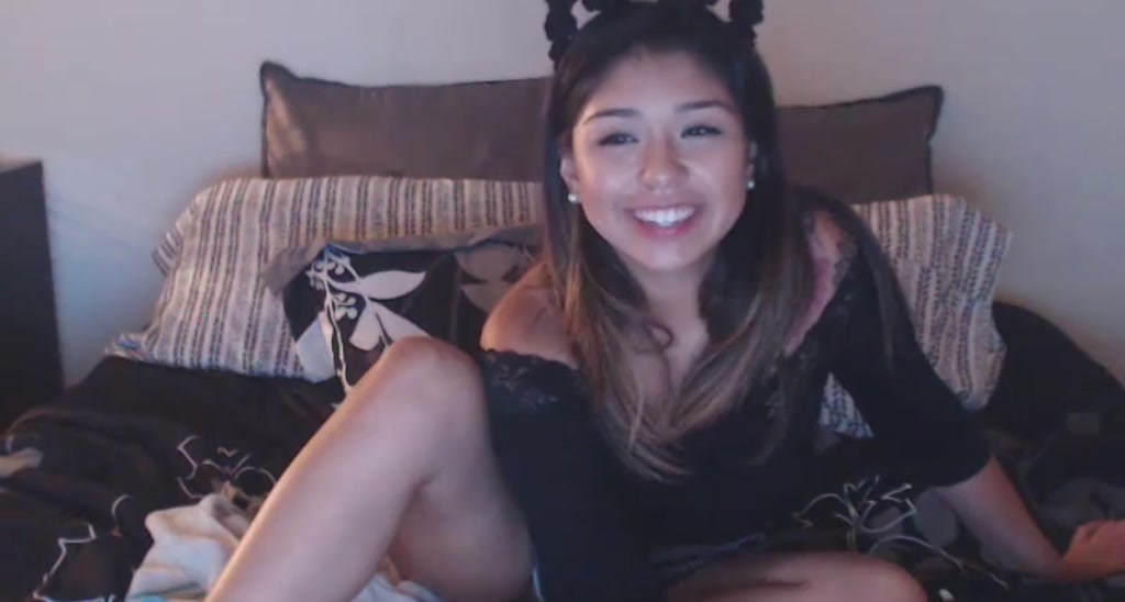 LaylaMartinez video thumbnail