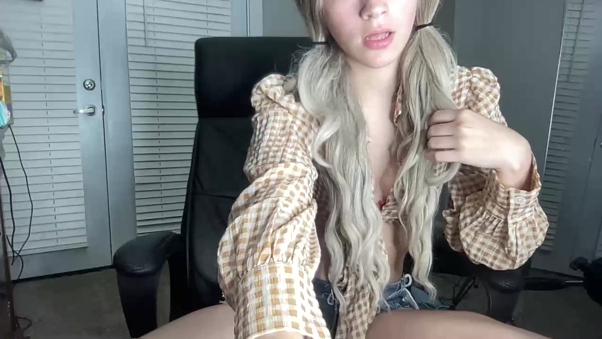 Sarahsweets18 video thumbnail