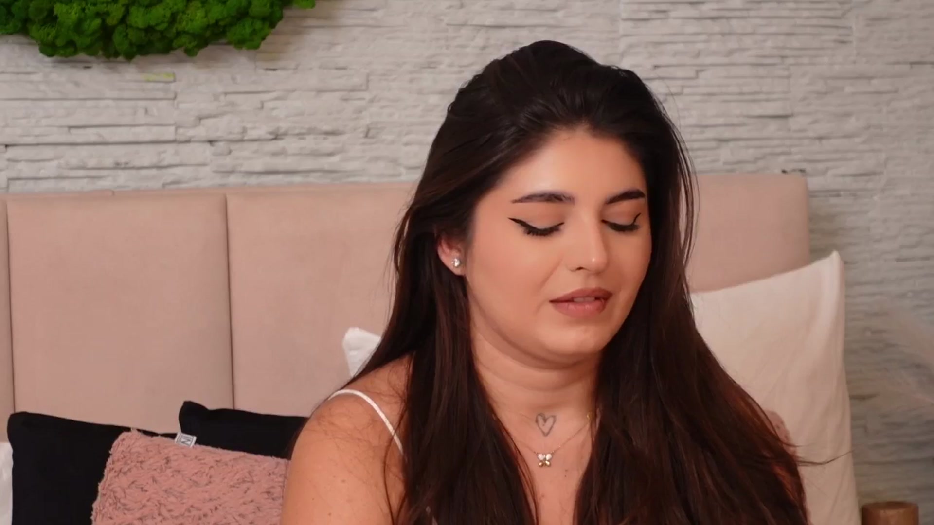 MyaaaH video thumbnail