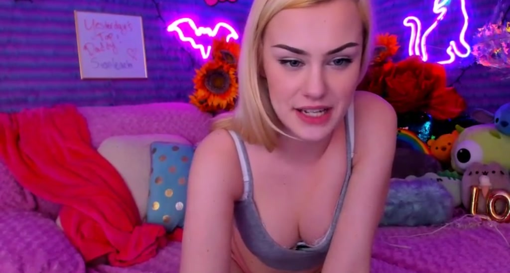 ClaraKitty video thumbnail