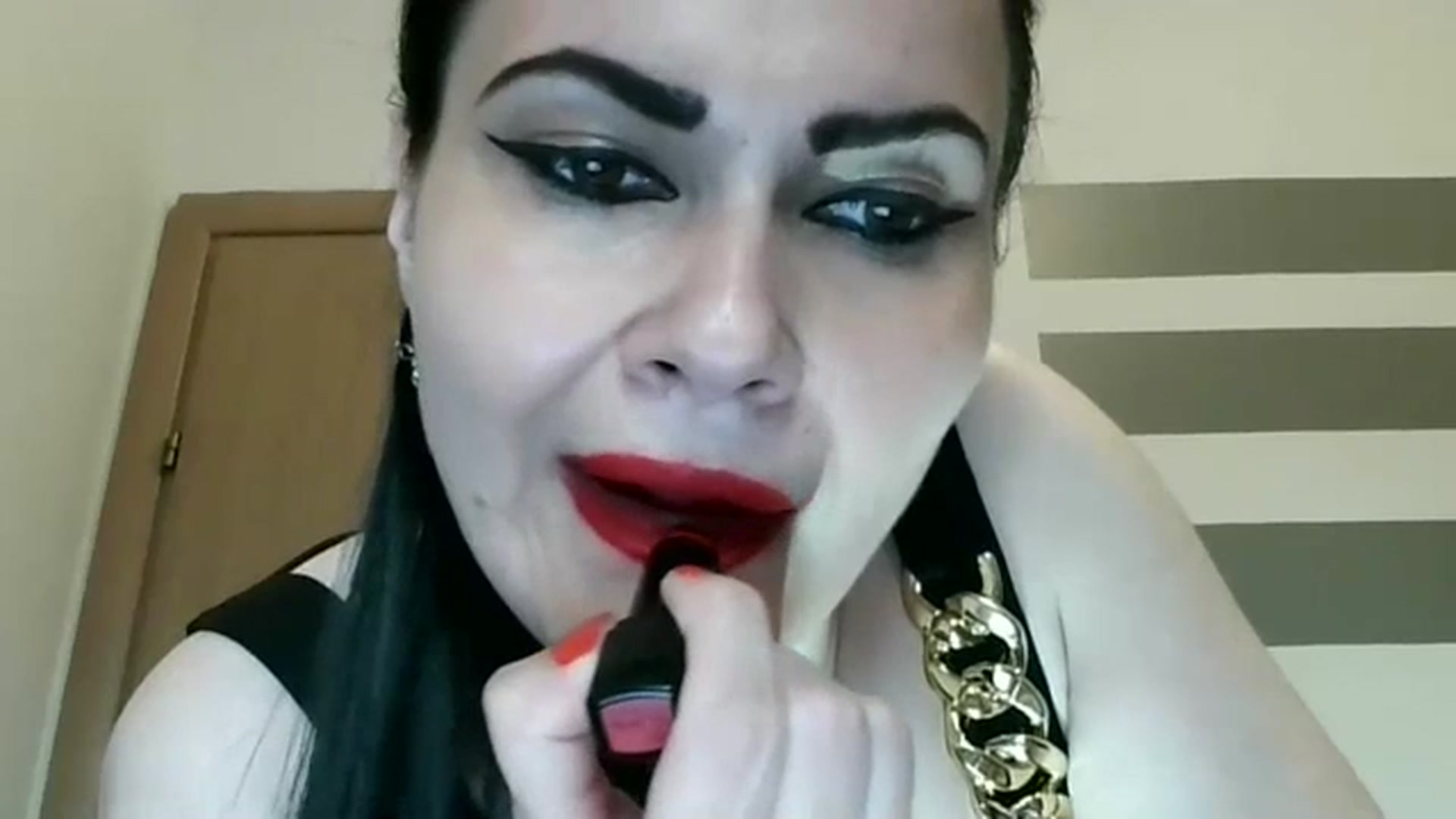 K_Queen video thumbnail