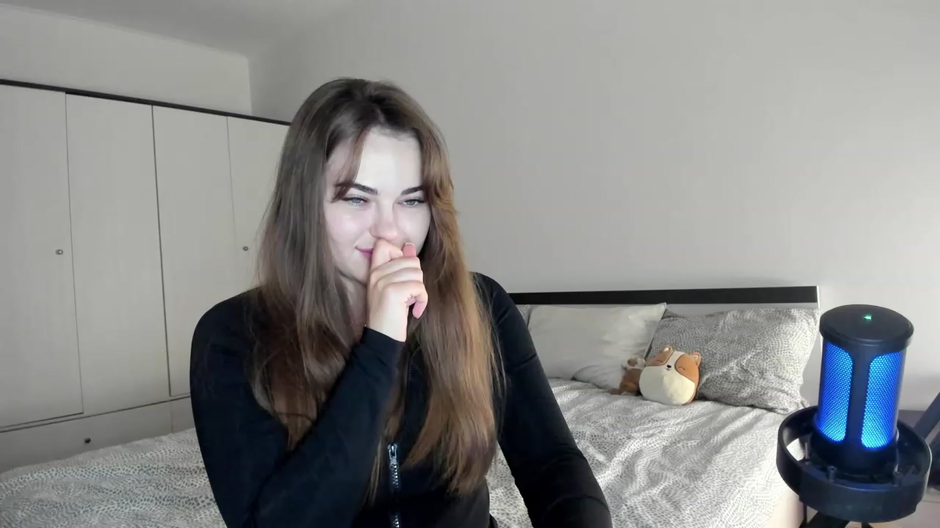 BeeTheQueen video thumbnail