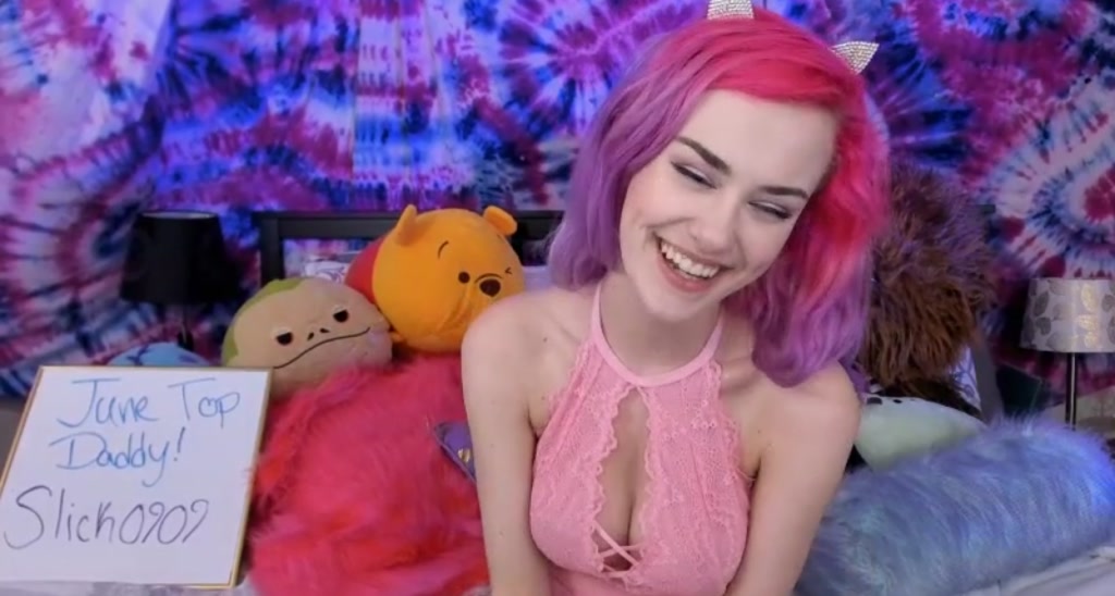 ClaraKitty video thumbnail
