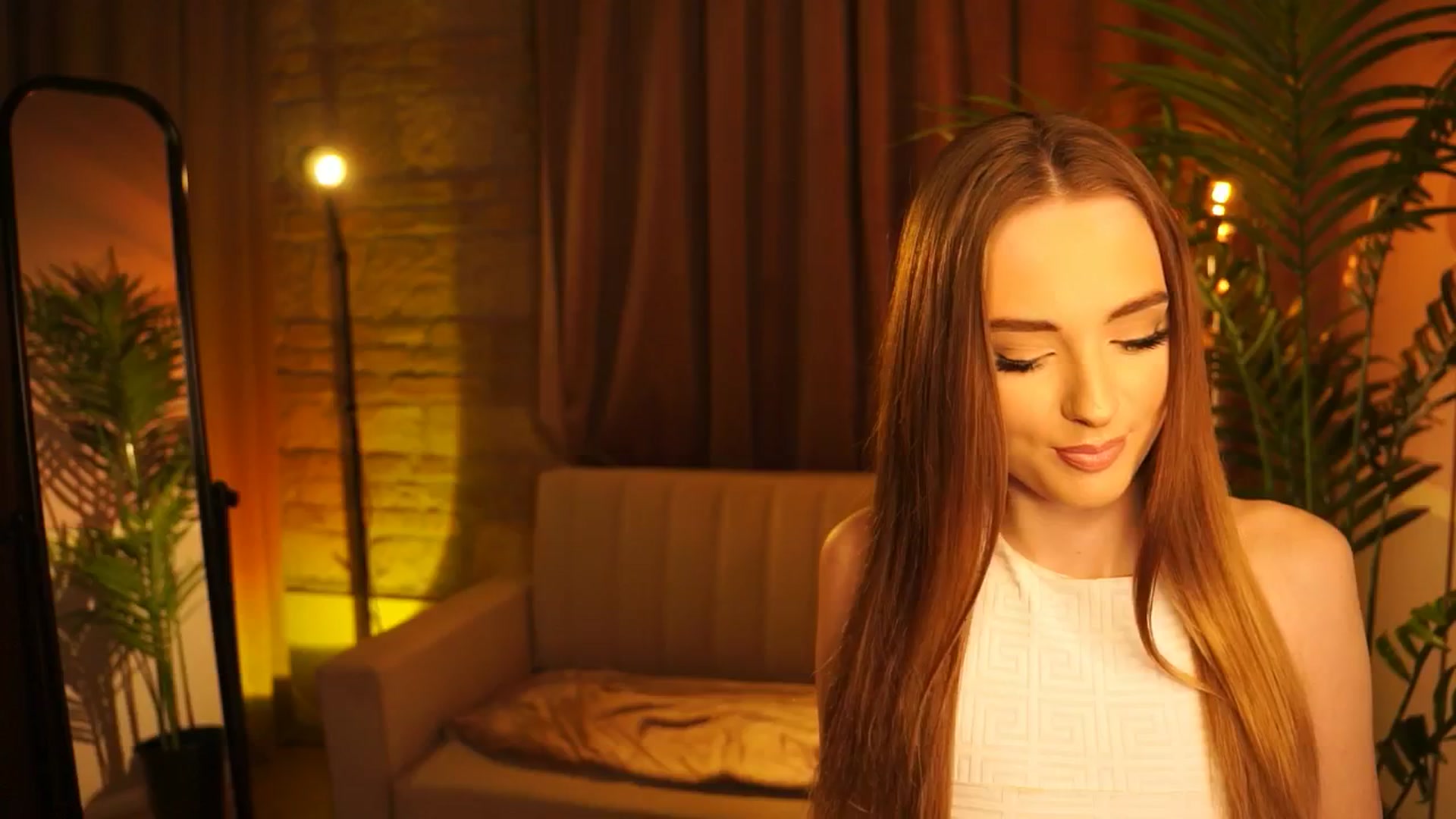 petitegonwild video thumbnail