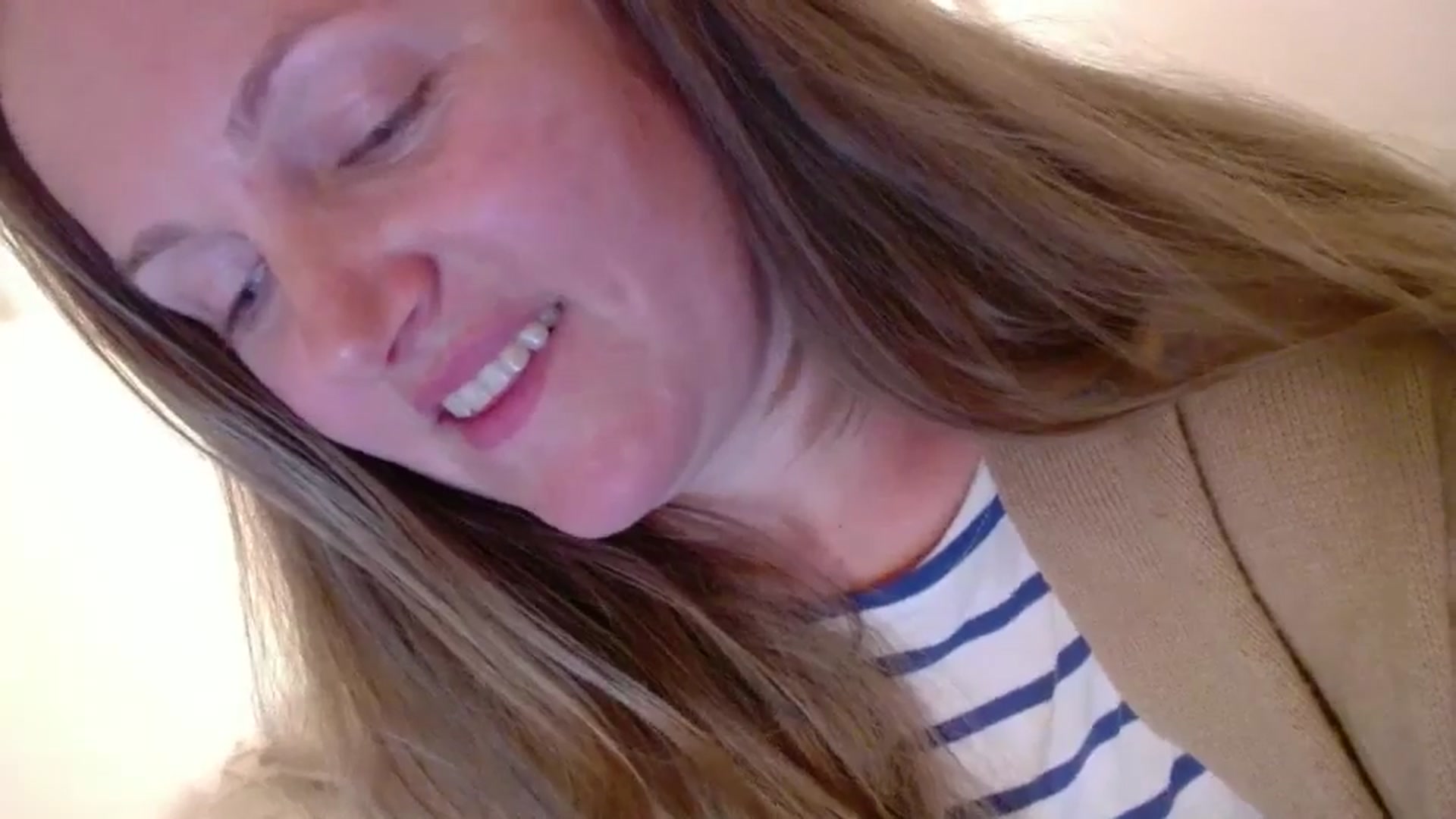 JustLily video thumbnail