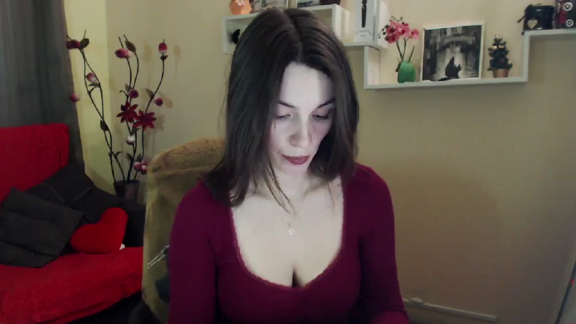 MiaRoony video thumbnail