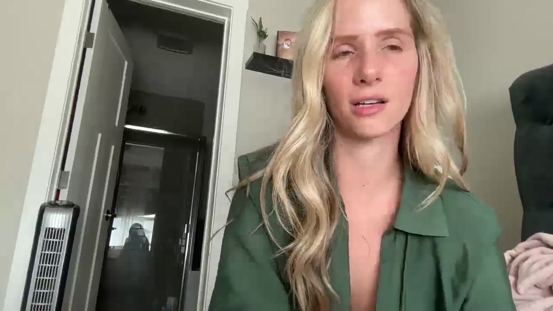 Lucylux1 video thumbnail