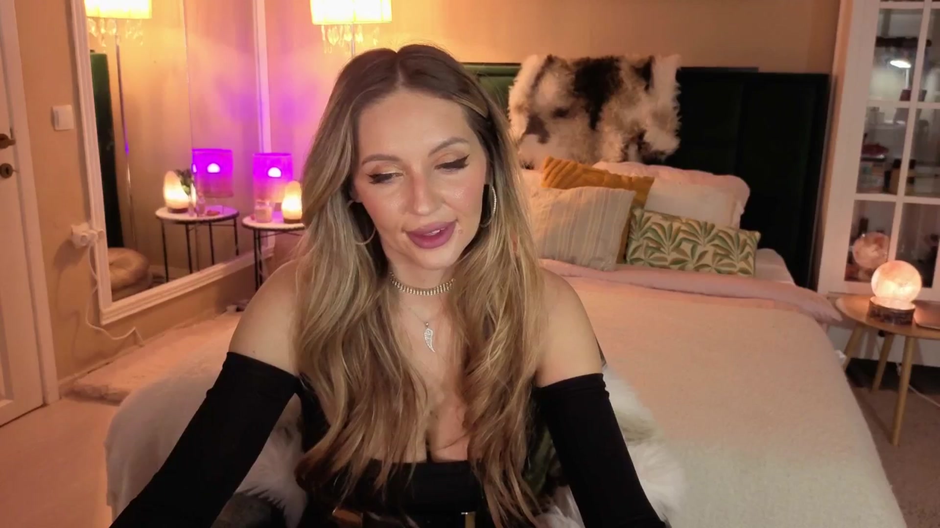 JoanneXOXO video thumbnail