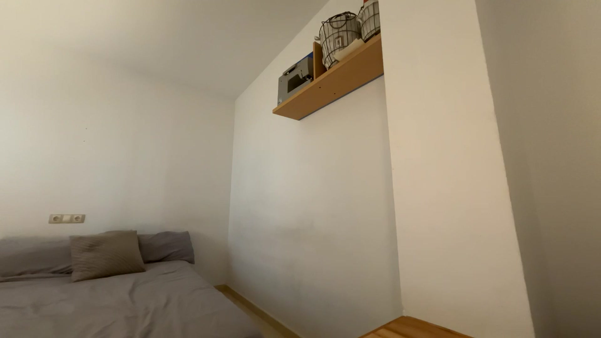 English_Lola video thumbnail